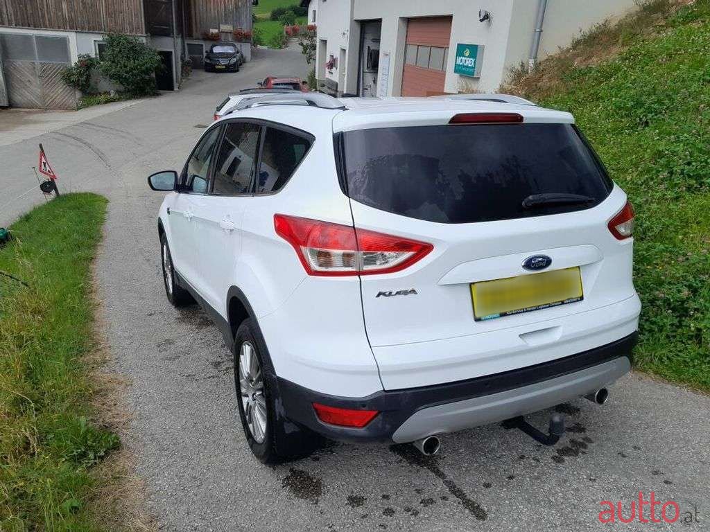 2013' Ford Kuga photo #5