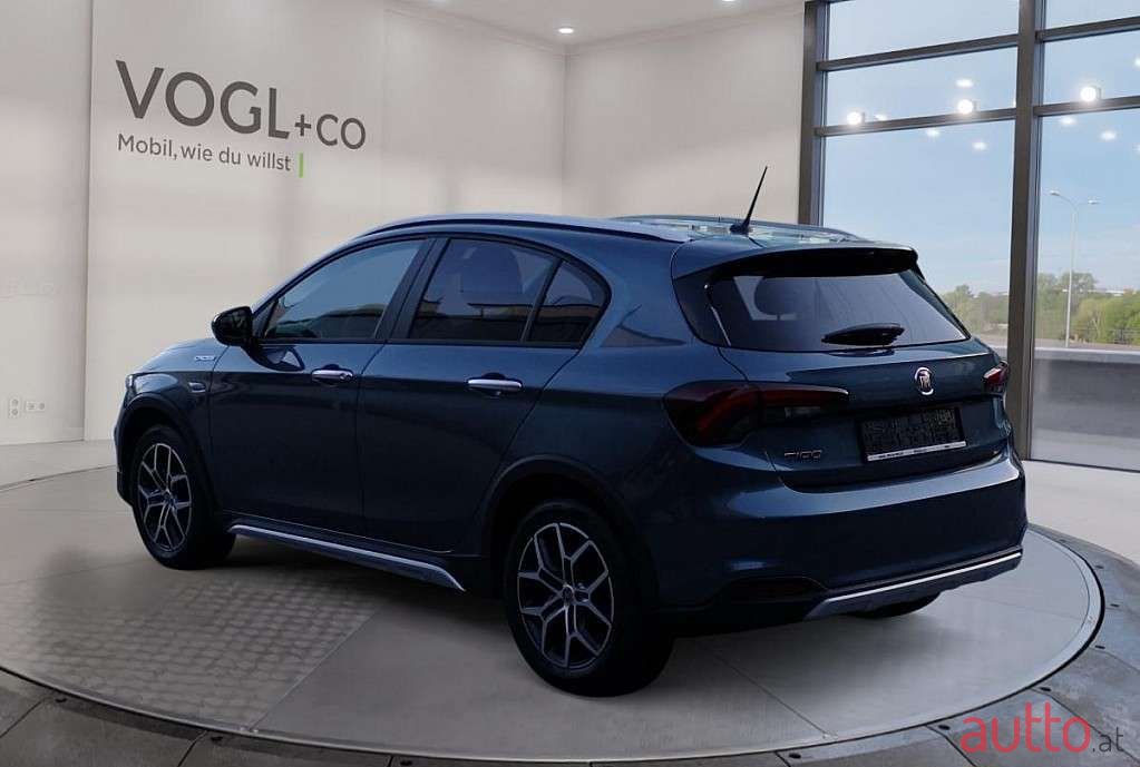 2022' Fiat Tipo photo #3