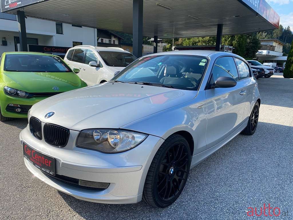 2009' BMW 1Er-Reihe photo #1