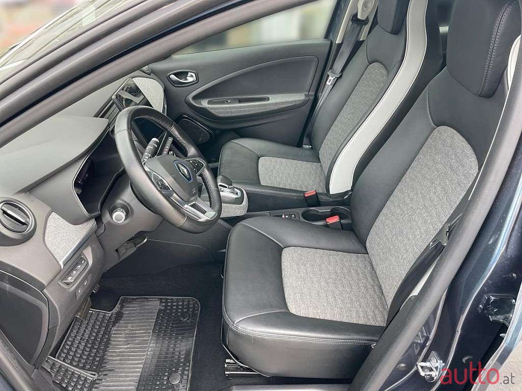 2020' Renault Zoe photo #5