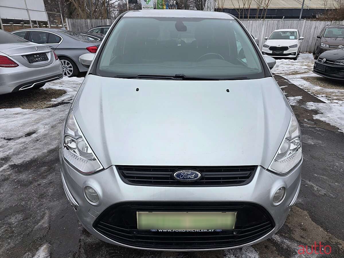 2010' Ford S-Max photo #4