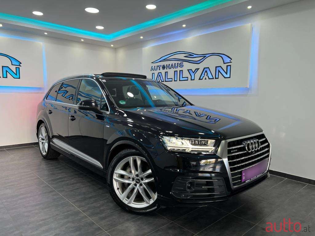 2016' Audi Q7 photo #1