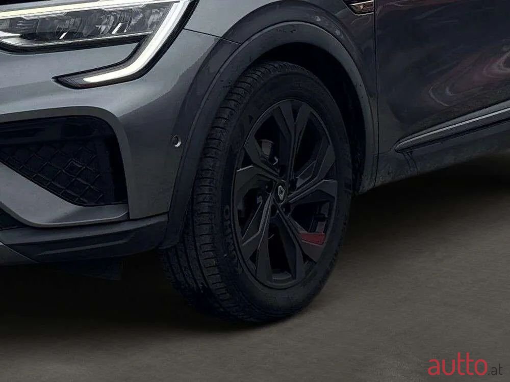 2022' Renault Arkana photo #6