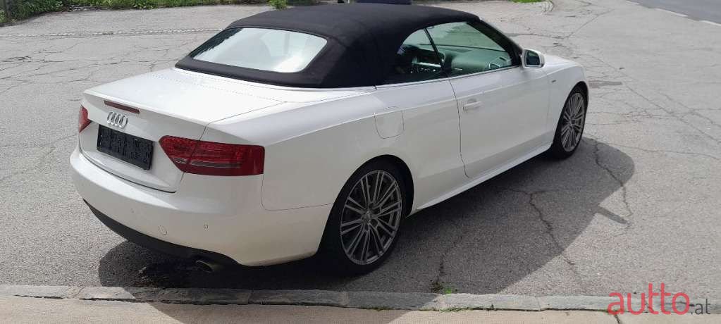 2011' Audi A5 photo #5