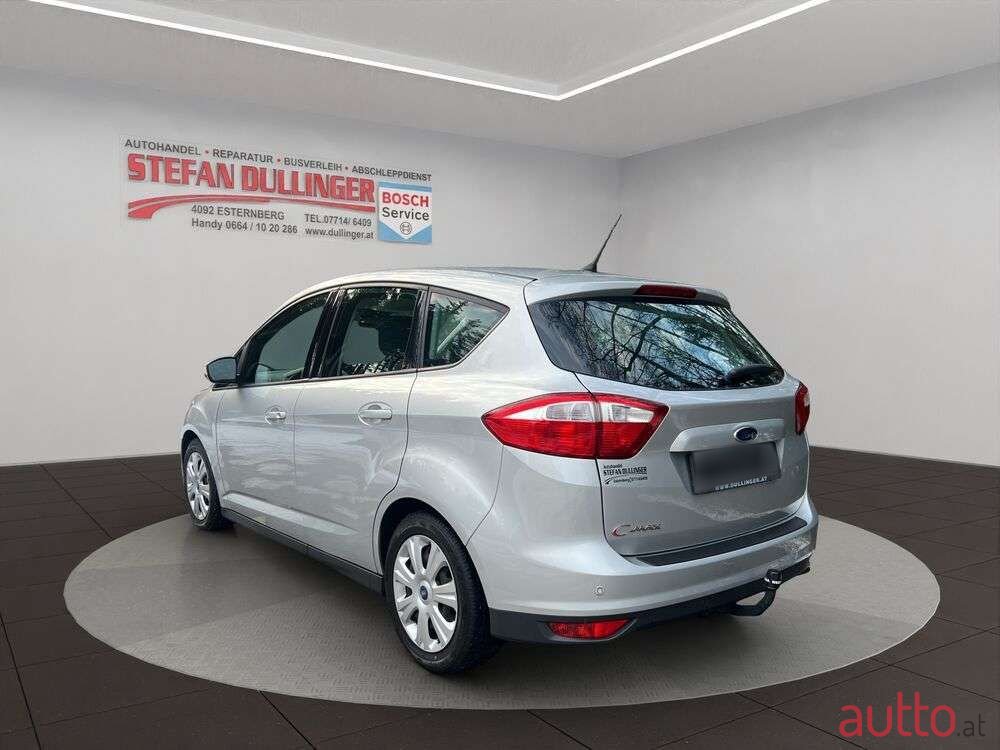 2015' Ford C-MAX photo #3