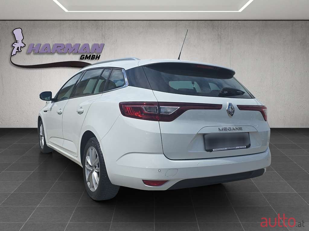 2019' Renault Megane photo #3
