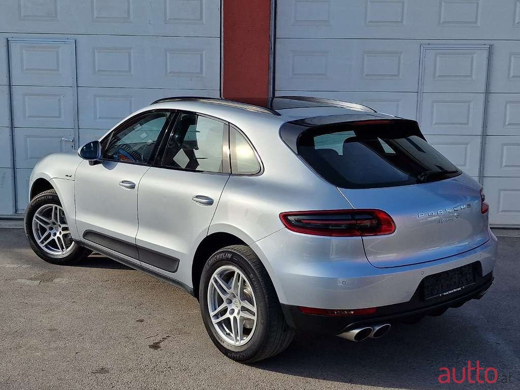 2015' Porsche Macan photo #5
