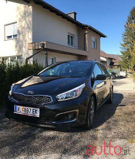 2017' Kia Cee%27D photo #2