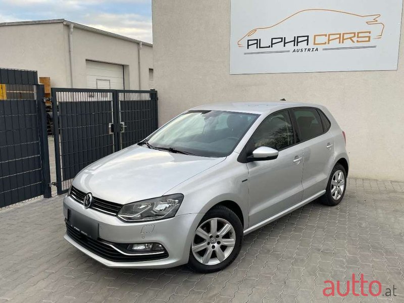 2015' Volkswagen Polo photo #2