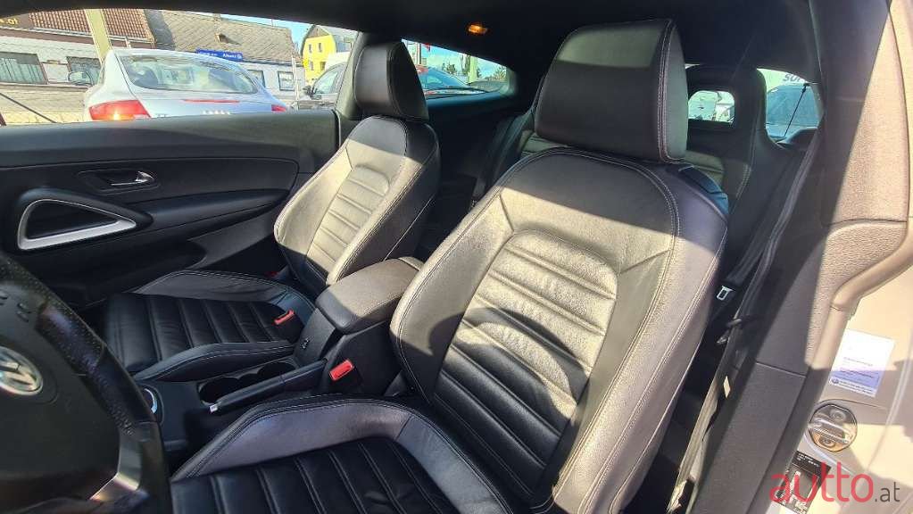 2008' Volkswagen Scirocco photo #5