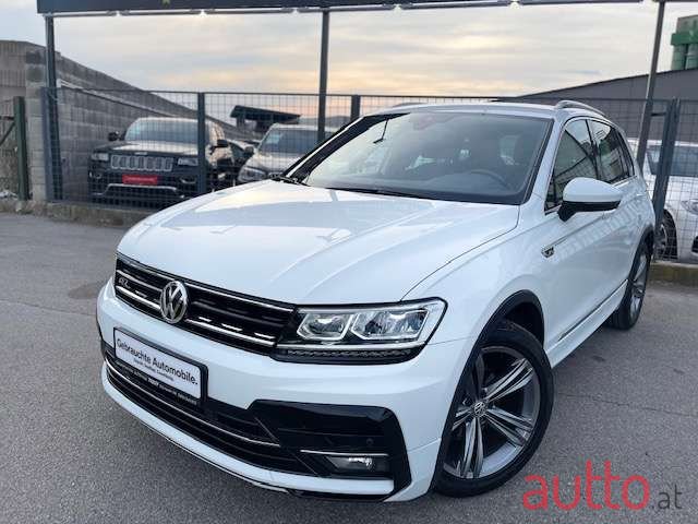 2018' Volkswagen Tiguan photo #5