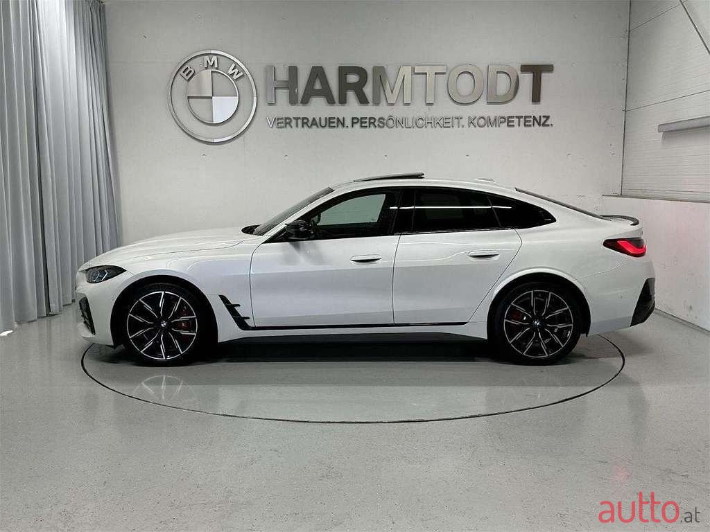 2023' BMW i4 photo #2