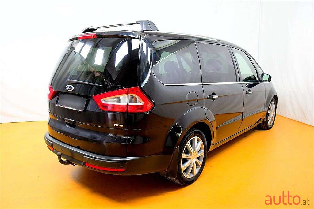 2009' Ford Galaxy photo #3
