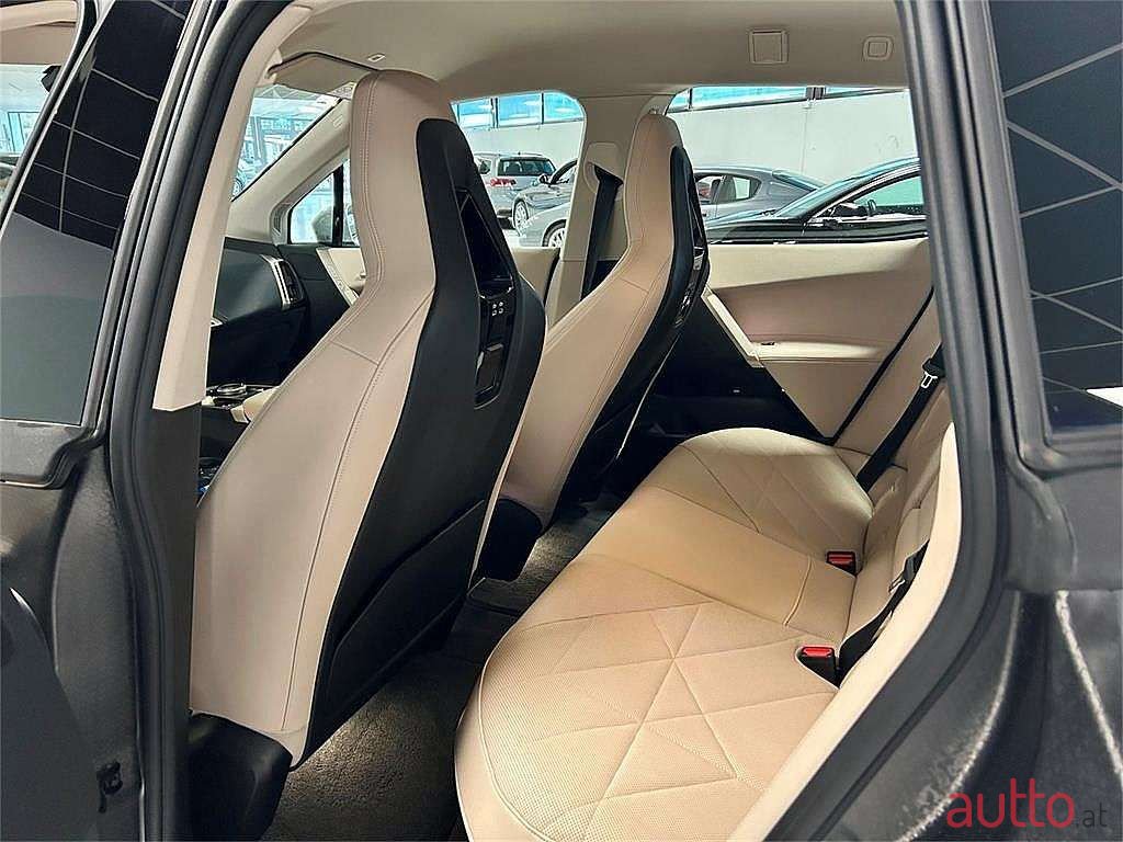 2022' BMW iX photo #2