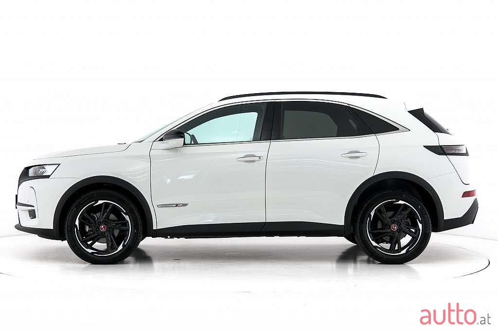 2022' DS Automobiles Ds 7 Crossback photo #2