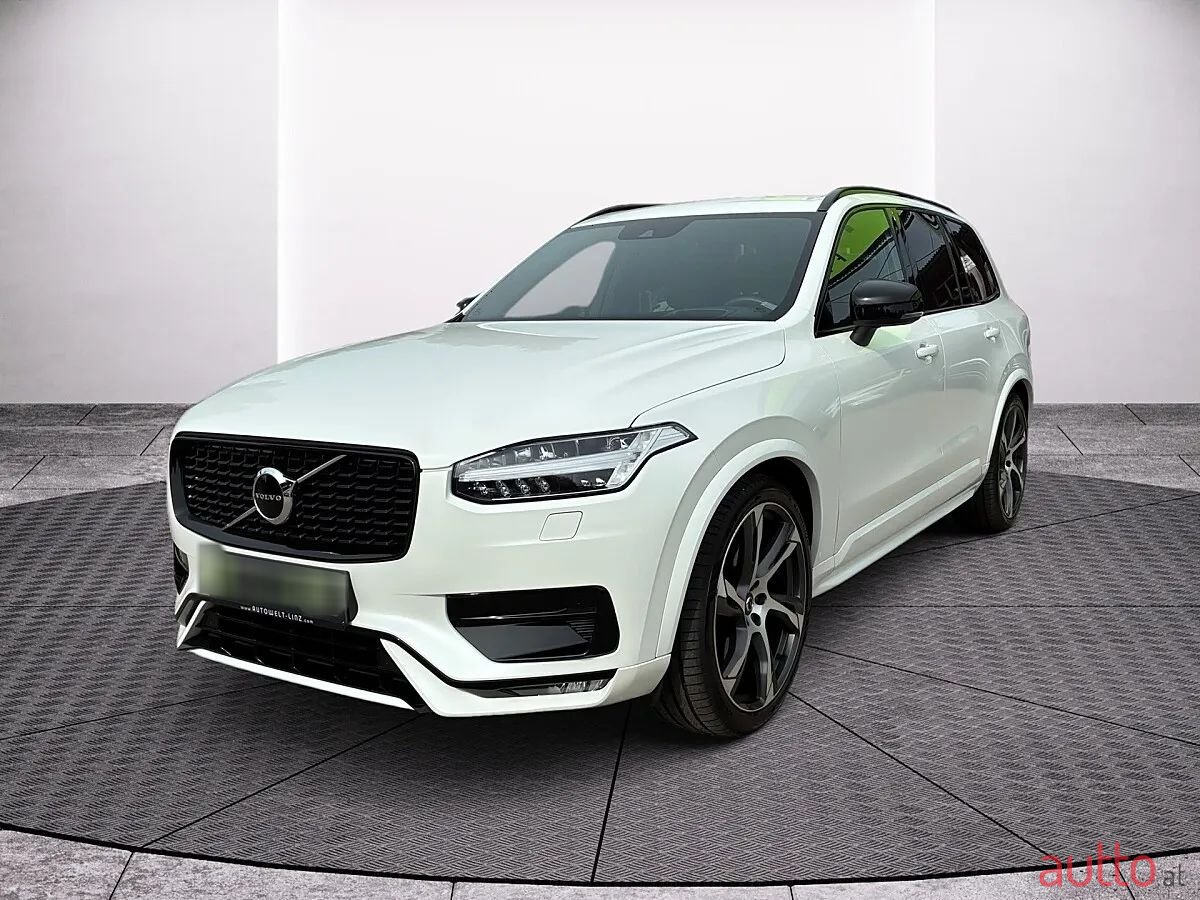 2022' Volvo XC90 photo #1