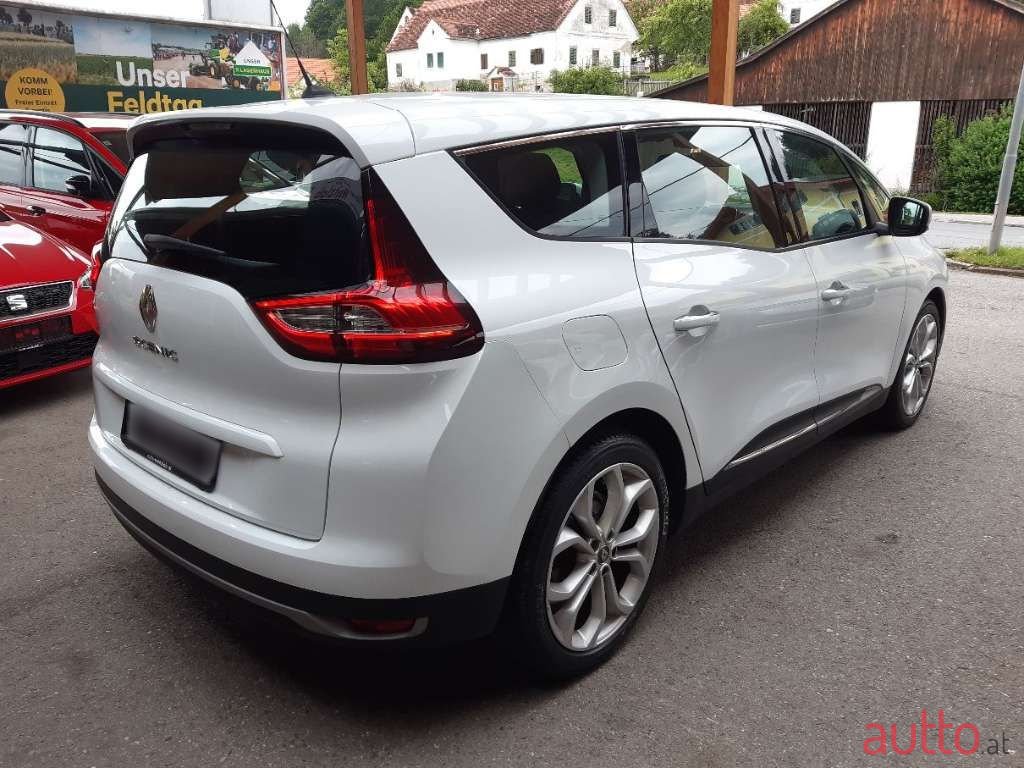 2019' Renault Scenic photo #3