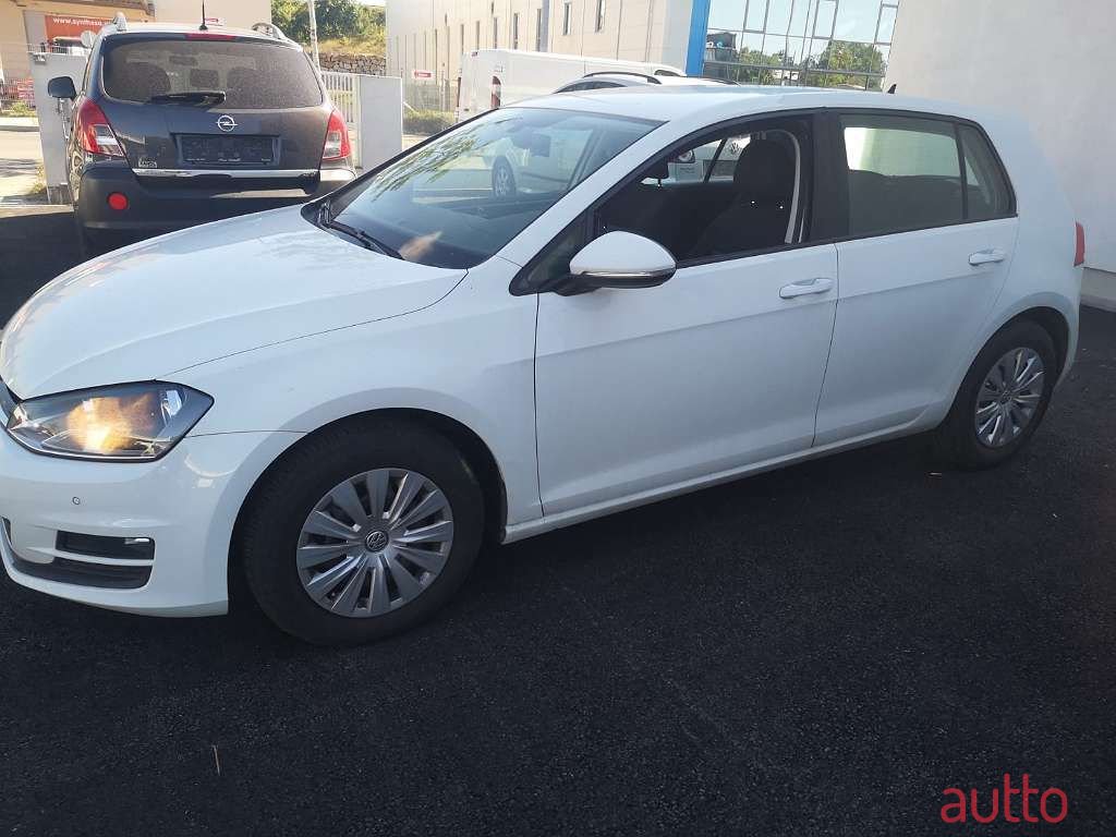 2016' Volkswagen Golf photo #4