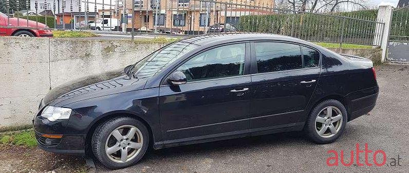 2010' Volkswagen Passat photo #1