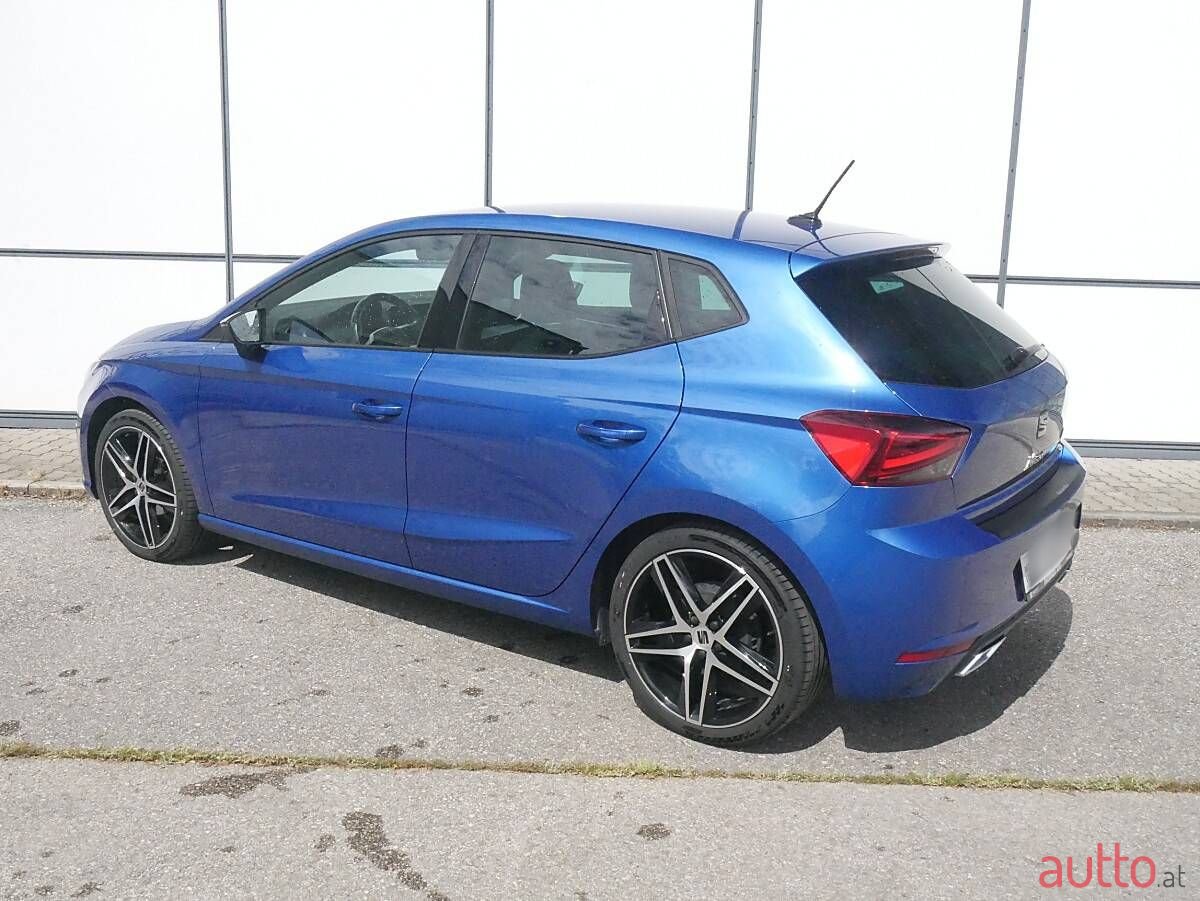 2022' SEAT Ibiza photo #2