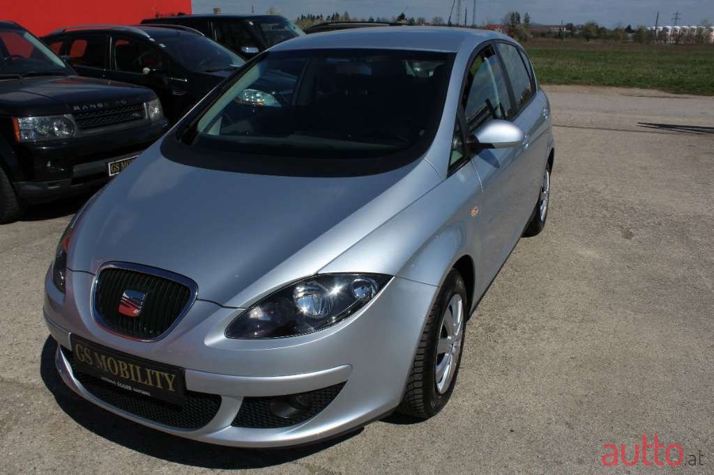 2005' SEAT Altea photo #2