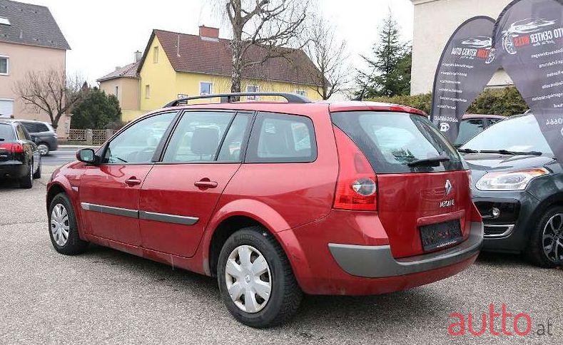 2005' Renault Megane photo #1