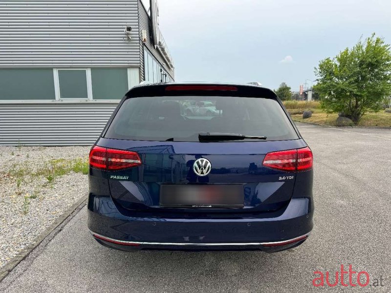 2017' Volkswagen Passat photo #3