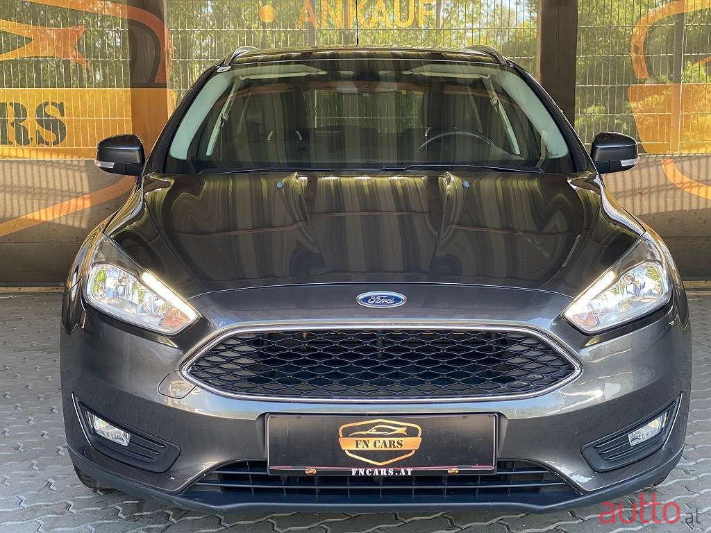 2015' Ford Focus photo #2