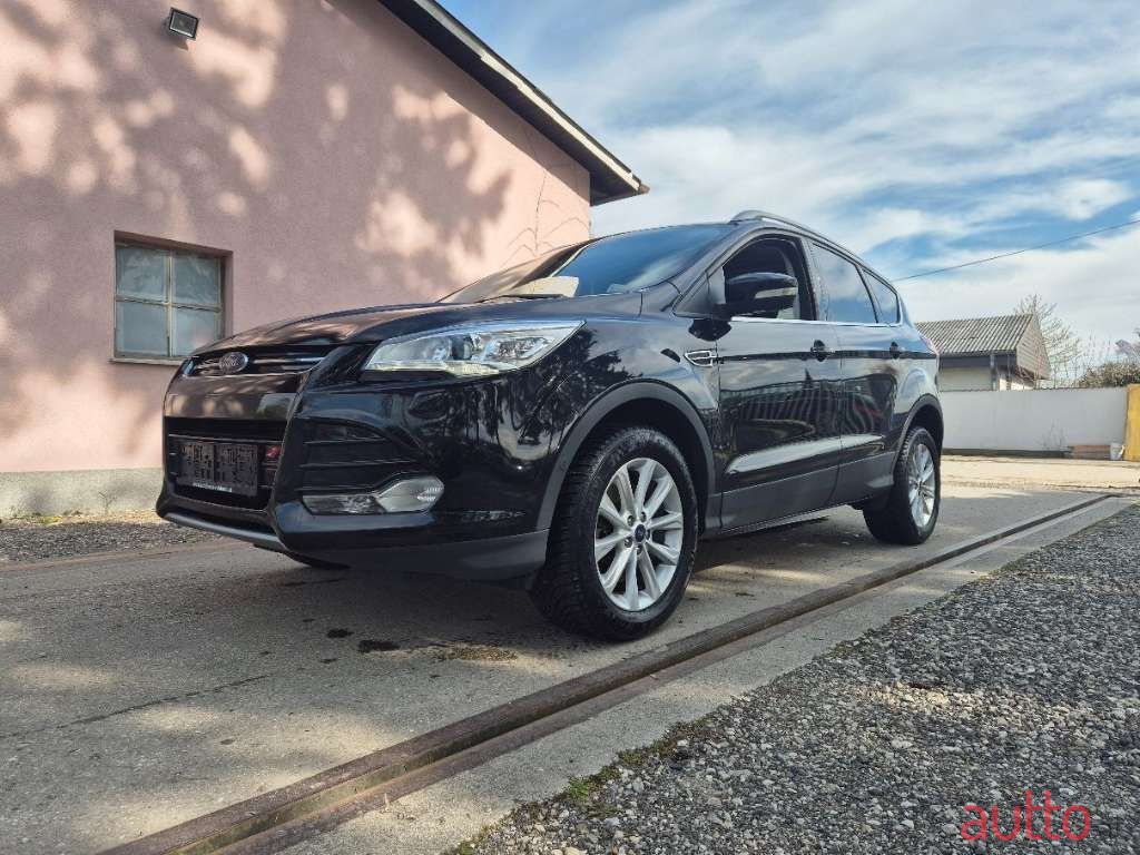 2016' Ford Kuga photo #2