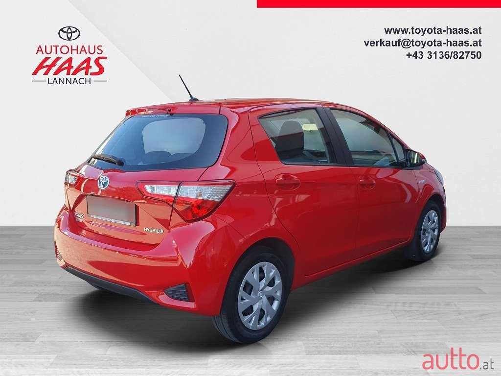 2020' Toyota Yaris photo #5