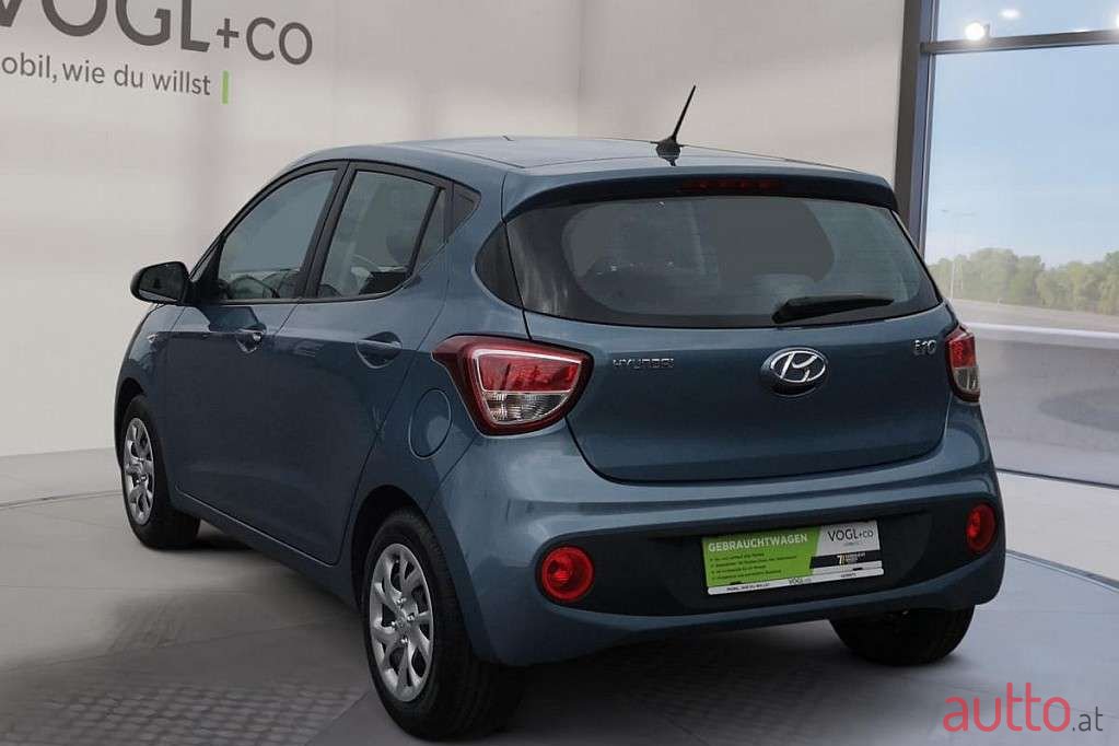 2018' Hyundai i10 photo #3