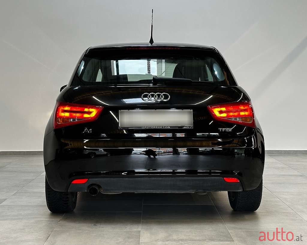 2011' Audi A1 photo #5