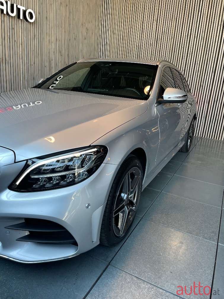 2019' Mercedes-Benz C-Klasse photo #3