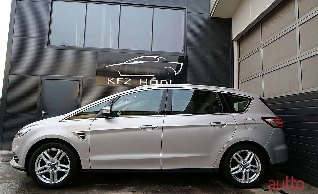 2015' Ford S-Max photo #5