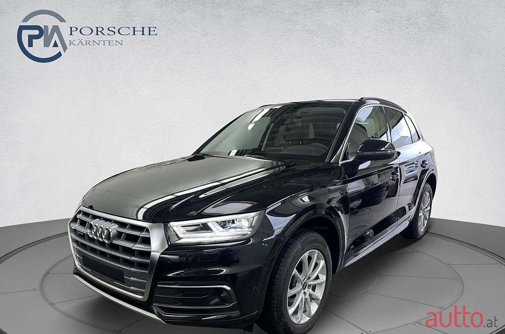 2020' Audi Q5 photo #1