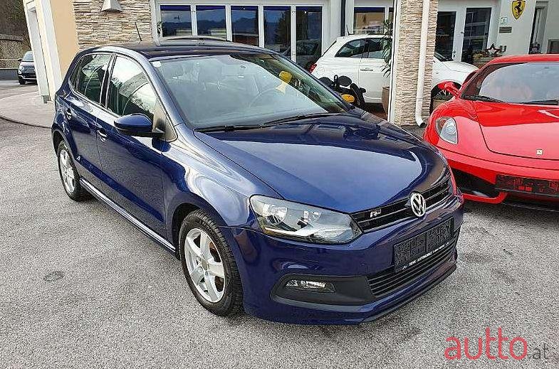 2012' Volkswagen Polo photo #1