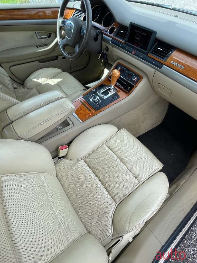 2007' Audi A8 photo #6