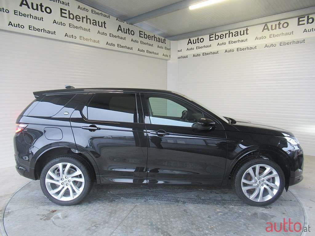 2022' Land Rover Discovery Sport photo #6