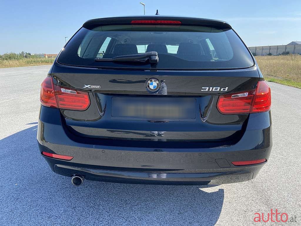 2015' BMW 3Er-Reihe photo #5