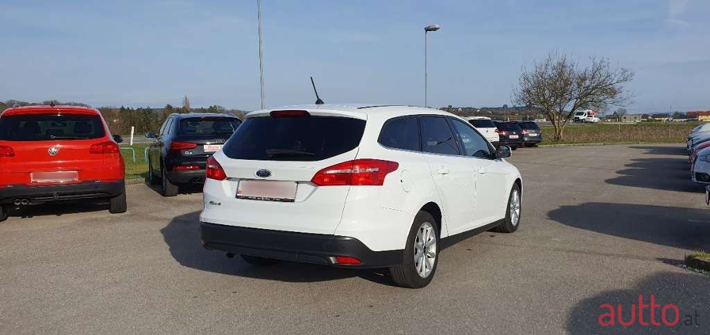 2018' Ford Focus photo #4