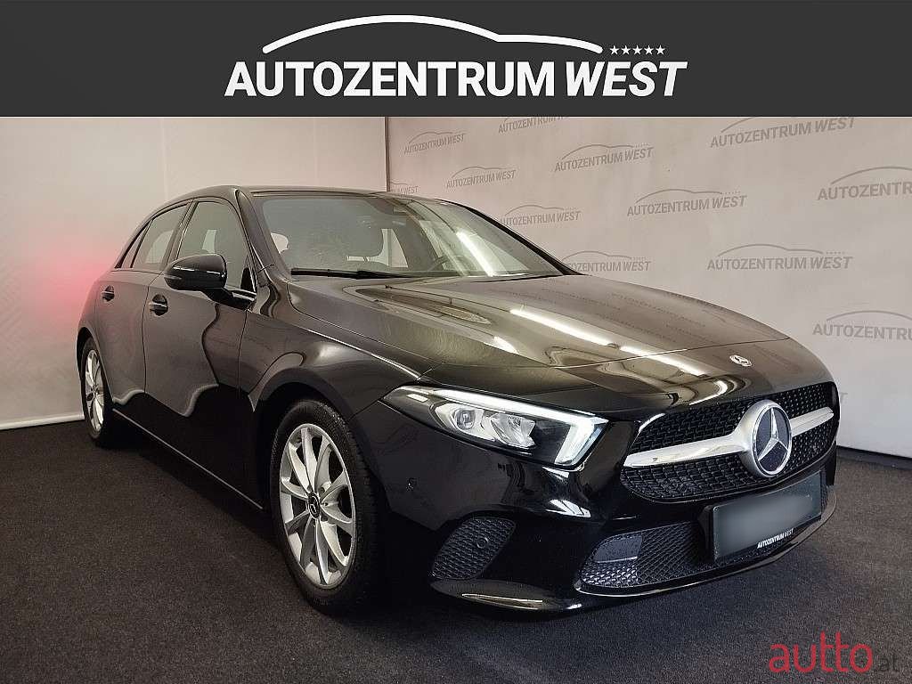 2019' Mercedes-Benz A-Klasse photo #3