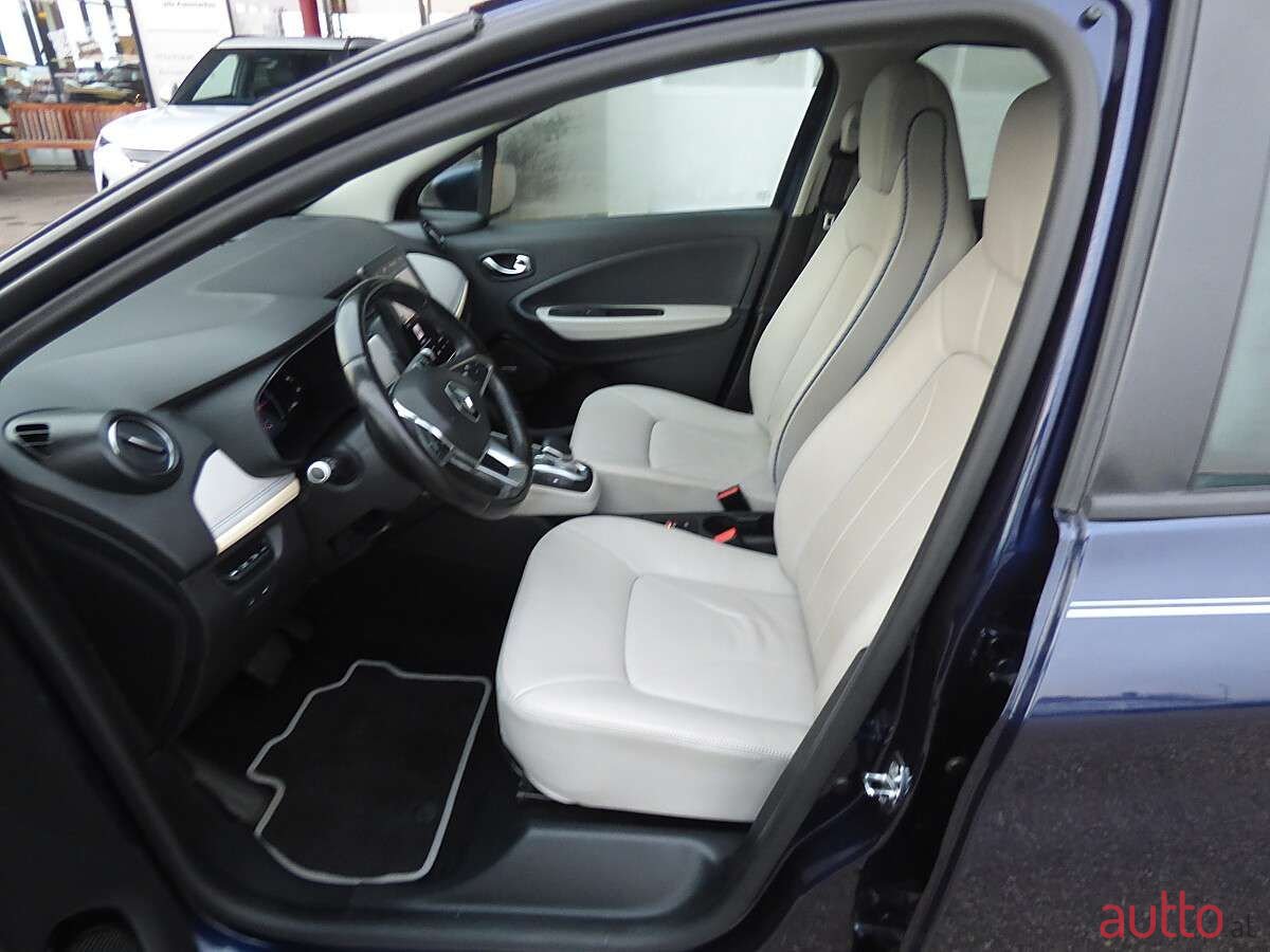 2021' Renault Zoe photo #6