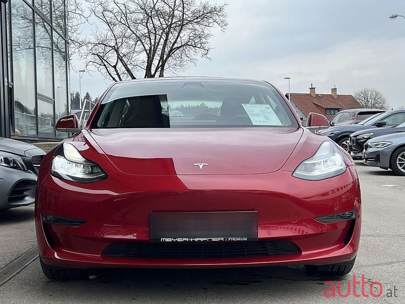 2019' Tesla Model 3 photo #2