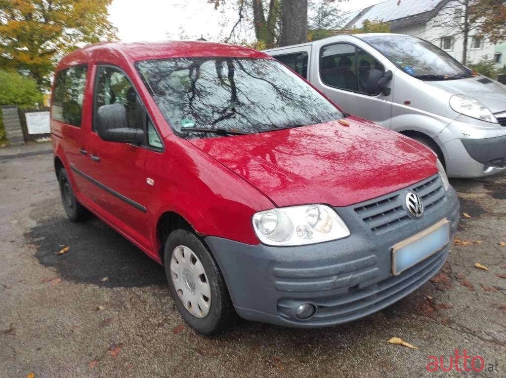 2010' Volkswagen Caddy photo #3