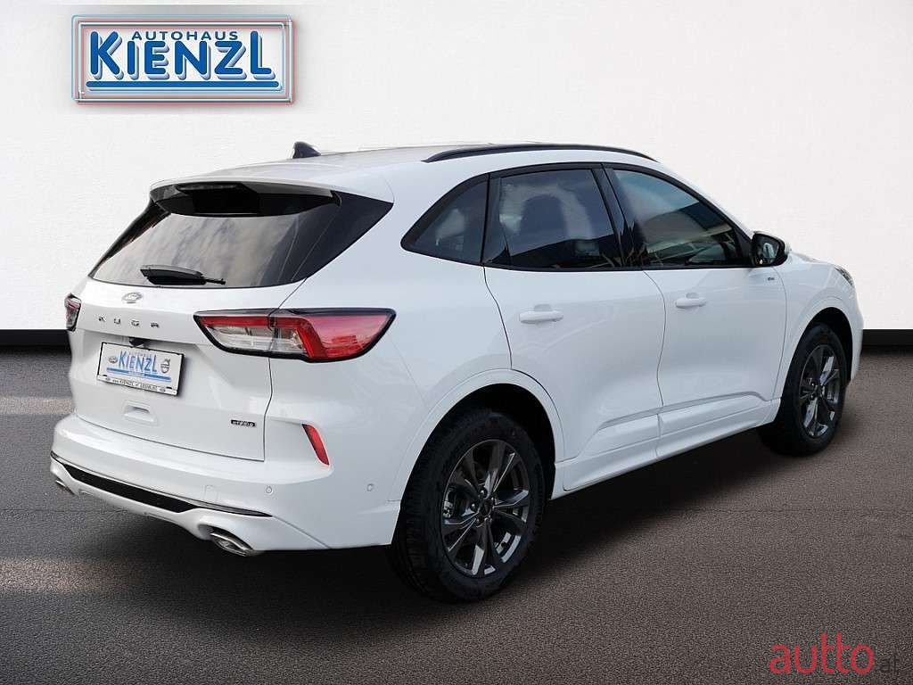 2021' Ford Kuga photo #5