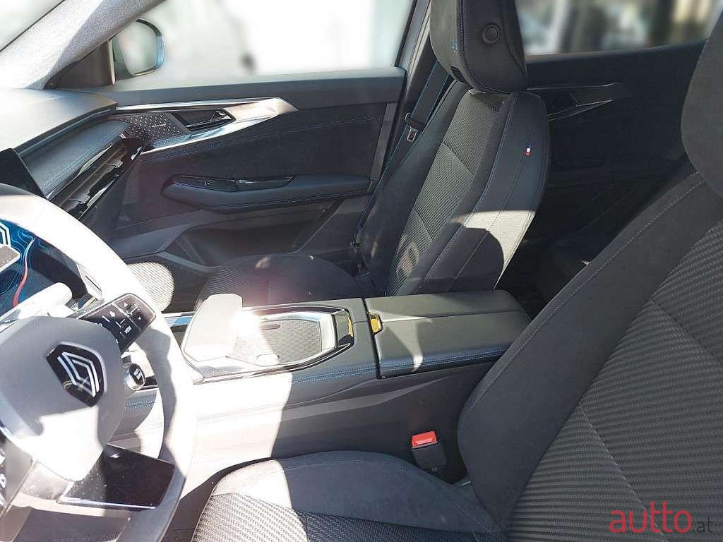 2022' Renault Austral photo #5