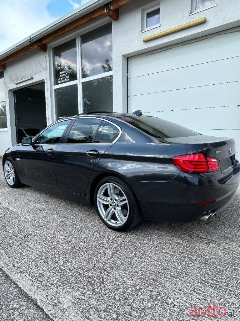 2013' BMW 5Er-Reihe photo #6