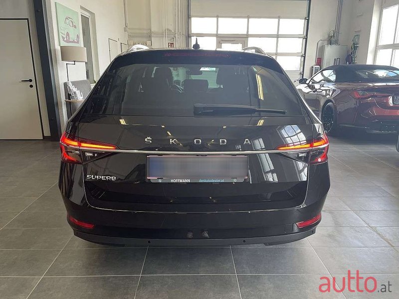 2020' Skoda Superb photo #6