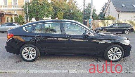 2010' BMW 5Er-Reihe photo #2