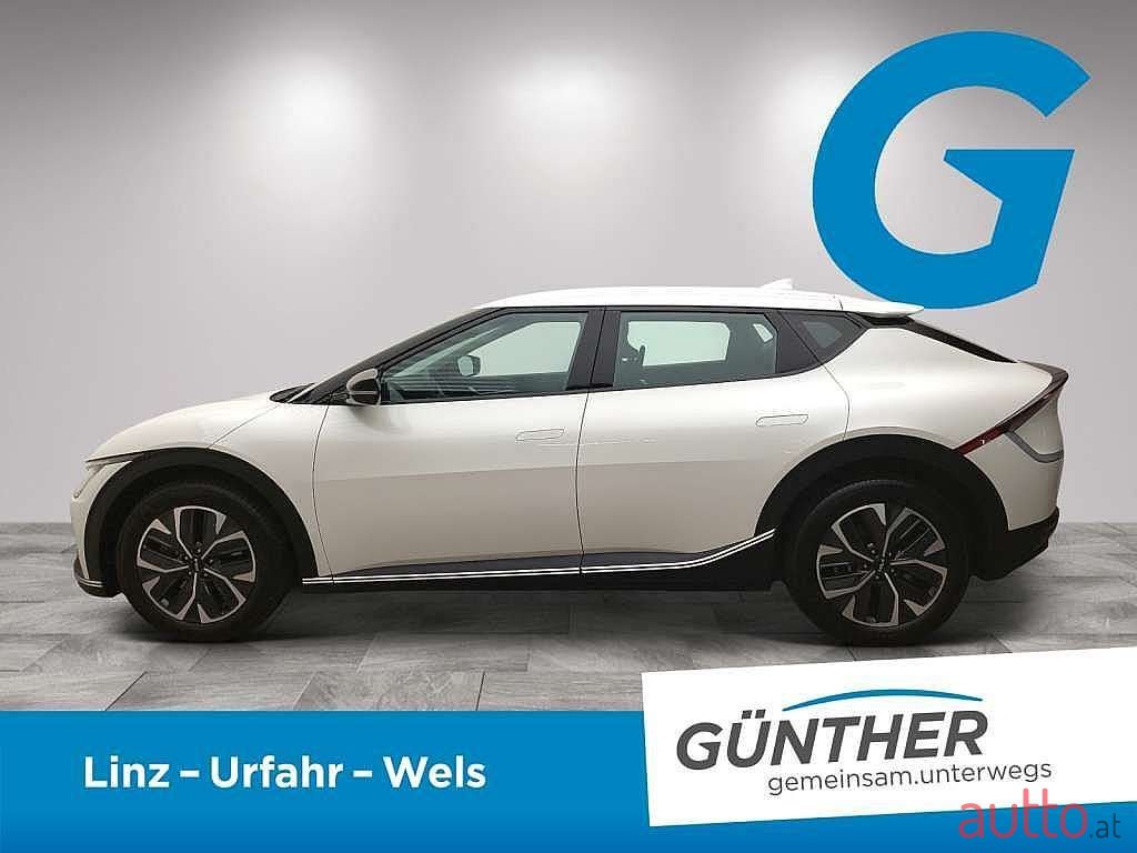 2022' Kia EV6 photo #5